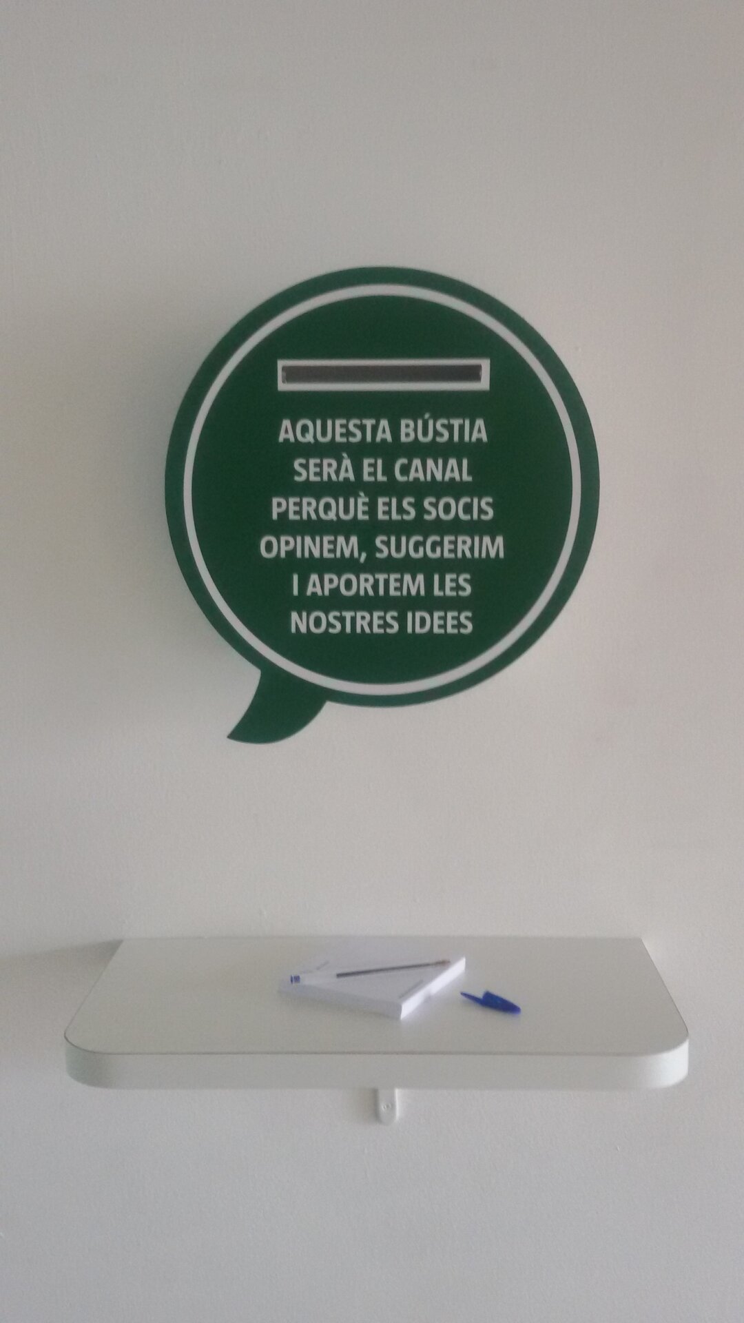 BÚSTIA